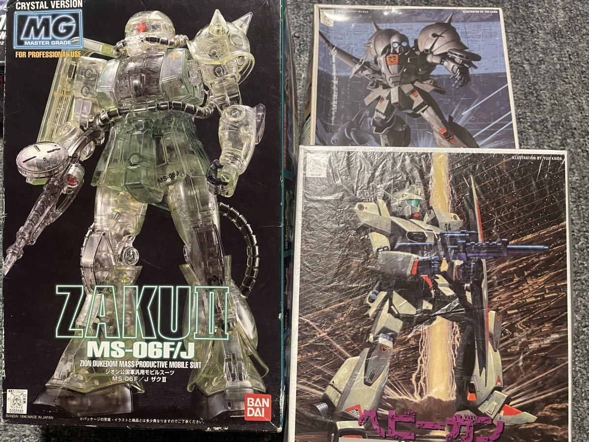 バンダイ MG 1/100 MS-06F/J クリスタルバージョン　旧キット1/100 デナンゾンとヘビーガン　3機セット　未組立