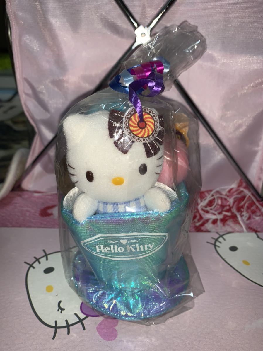 海外物！！ハローキティアイスクリームぬいぐるみ