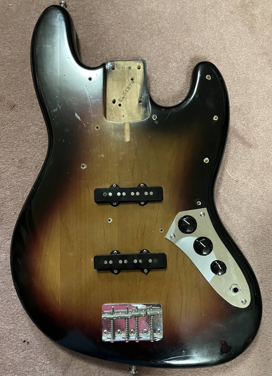 ジャズベース 1Pスワンプアッシュ ボディ材 JB スワンプアッシュ材