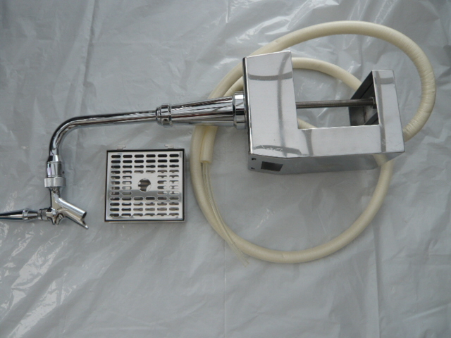 ドラフトタワー タワー ビールサーバー ビールタワー 生ビール用 ドラフトタワー ファッション シルバータワー シルバー ぎん 土台付き