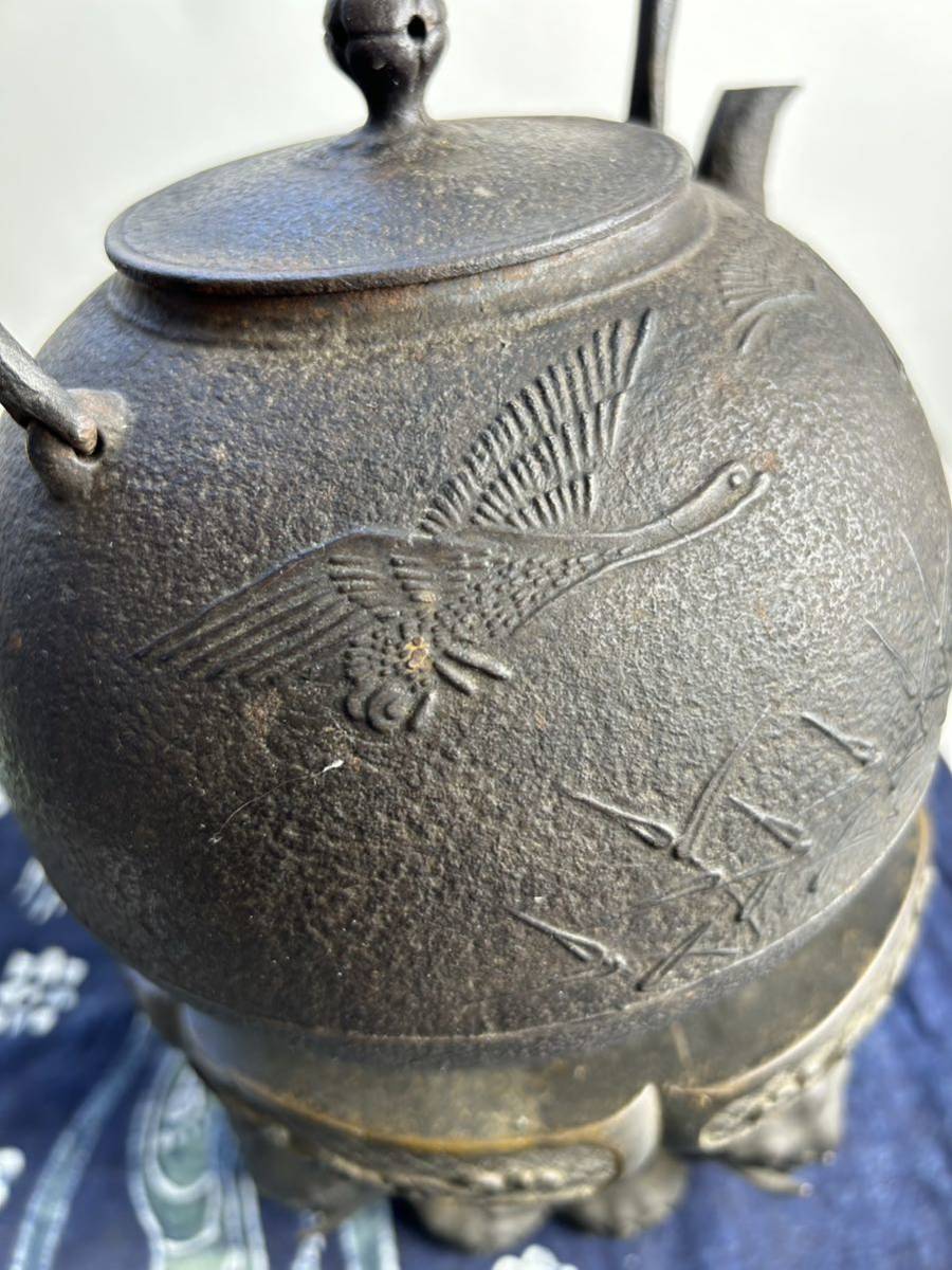 鉄瓶 飛鳥 白鳥絵 丸形 南部鉄瓶 南部鉄器 煎茶道具 古道具 漏れ無し 中古