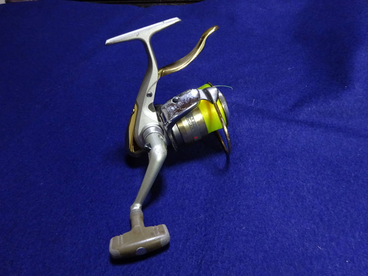 Daiwaダイワ TOURNAMENT-Z 2500LBCD トーナメント レバーブレーキ