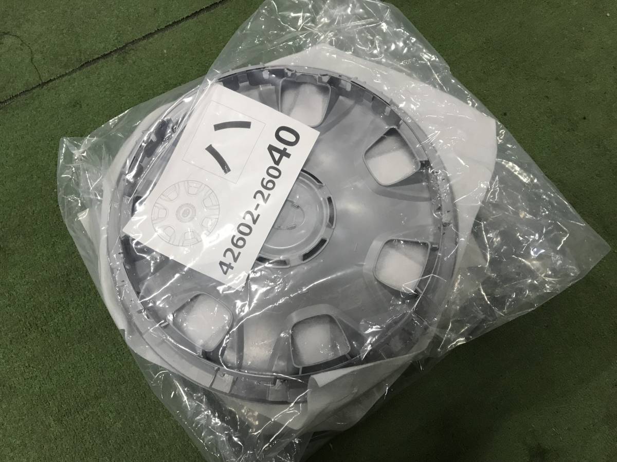 200系 ハイエース 純正 センターキャップ ホイールキャップ レジアス 