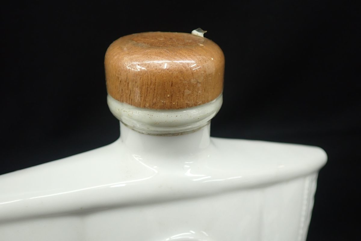 ◇古酒112 未開栓 スーパーニッカ 干支ボトル 七福竜 600ml ウイスキー◇