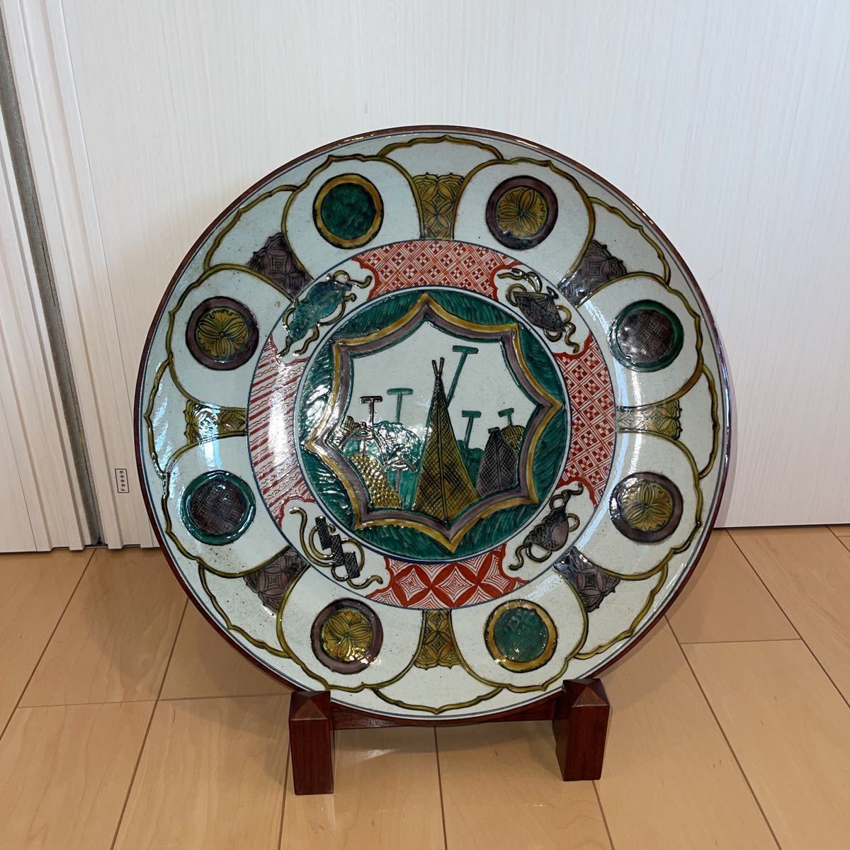 【安い，送料無料】 九谷焼 大皿 角福(皿)｜売買されたオークション情報、yahooの商品情報をアーカイブ公開 - オークファン 九谷