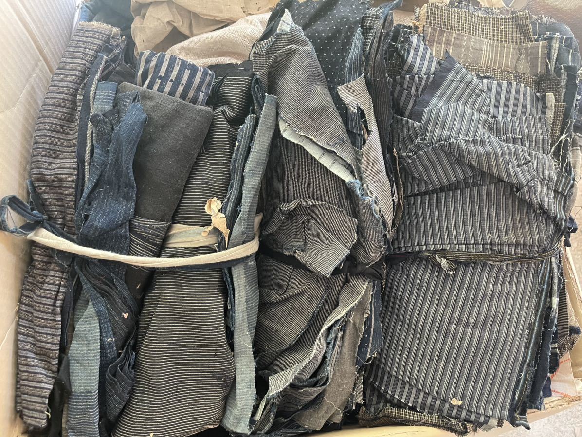 古布はぎれ 藍染 木綿 古布 リメイク 1箱