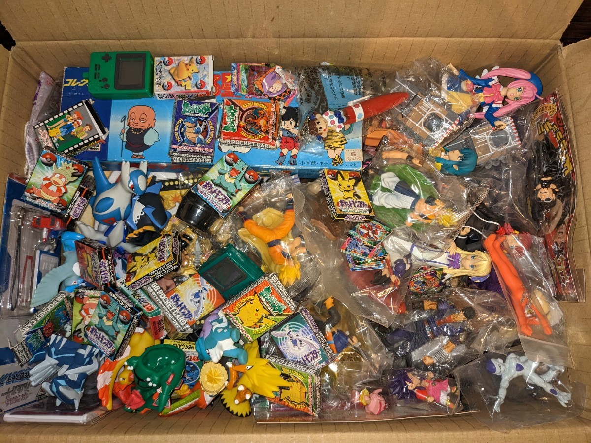 ☆大量!玩具　フィギュア　ドラゴンボール　ポケモン　GPBカードコレクション　うる星やつら　ガンダム　食玩 ガチャ グッズ まとめて