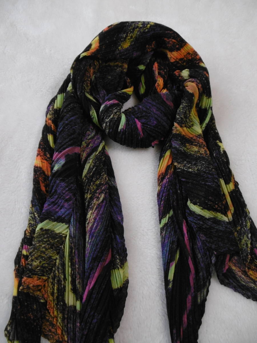 ☆7 昨年物！ プリーツプリーズ ストール ホリデーシーズン品 美品