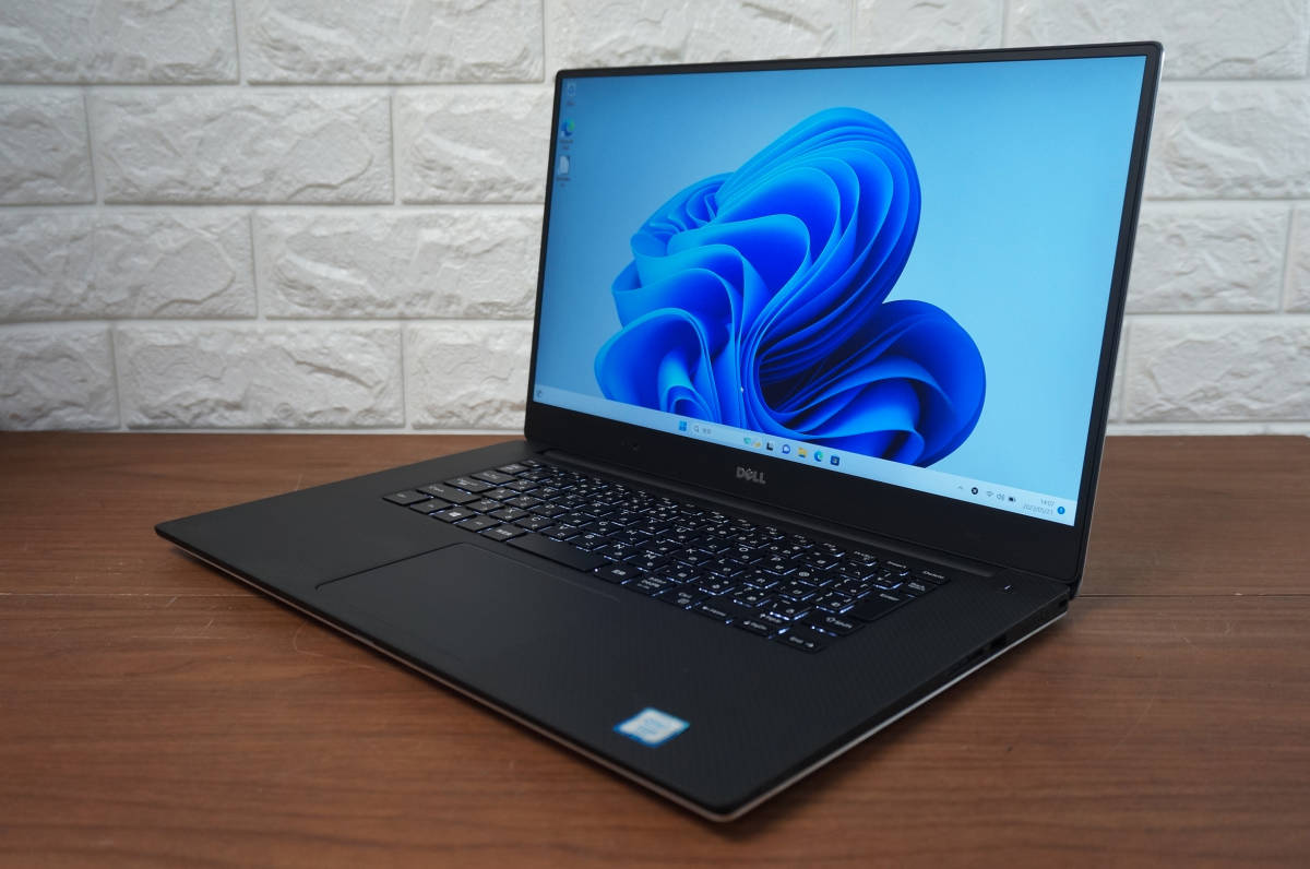 DELL Precision 5520 《 Xeon E3-1505M v6 3.00GHz / 16GB / SSD 512GB / Quadro M1200 / Win11 》 15型 デル ワークステーション PC 16272