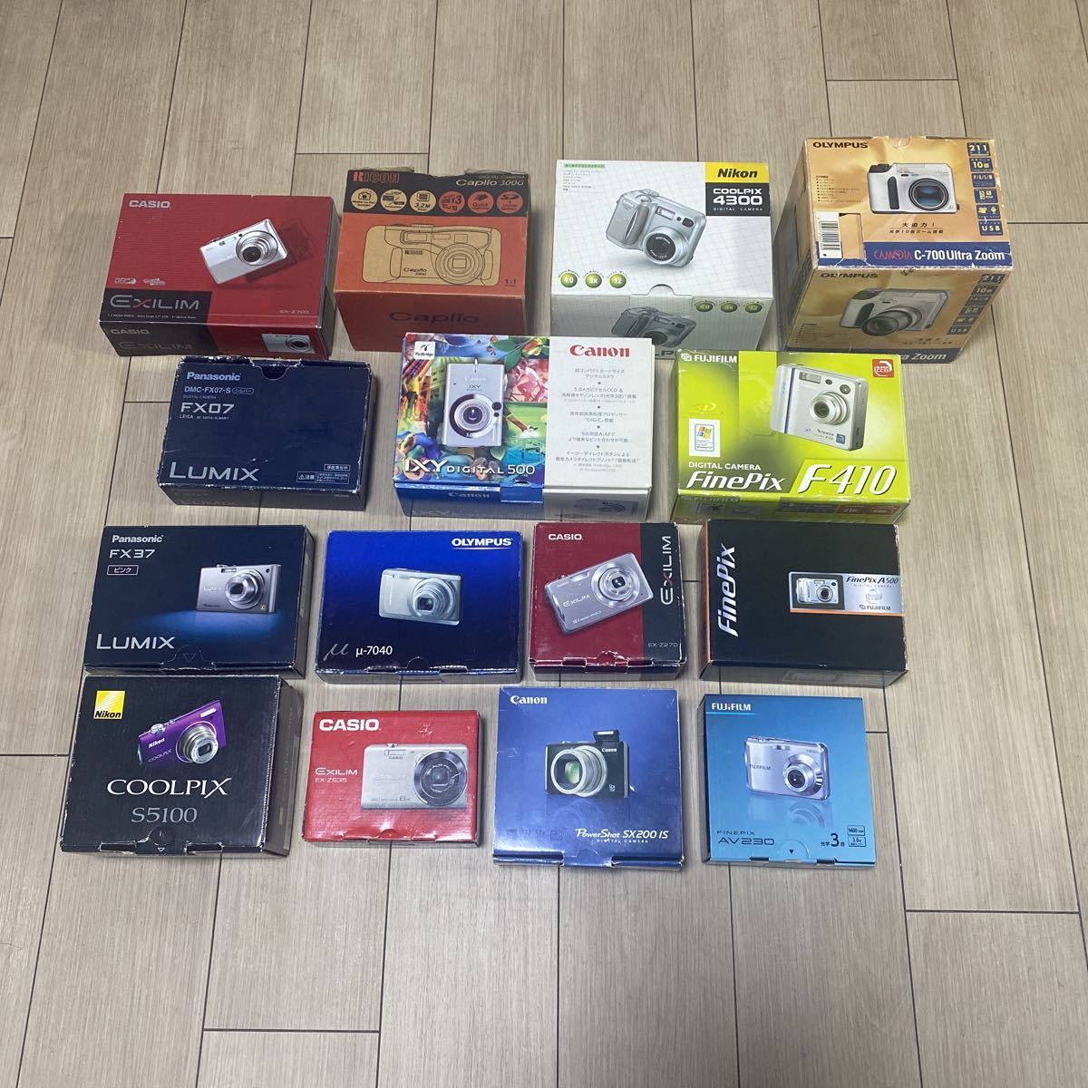 豊富な，格安 デジカメ 本体 Canon CASIO Panasonic FUJIFILM Nikon OLYMPUS RICOH 元箱付 まとめて まとめ 現状 ジャンク品 計15点 ⑦(その他)｜売買されたオークション情報、yahooの商品情報をアーカイブ公開 - オークフ その他