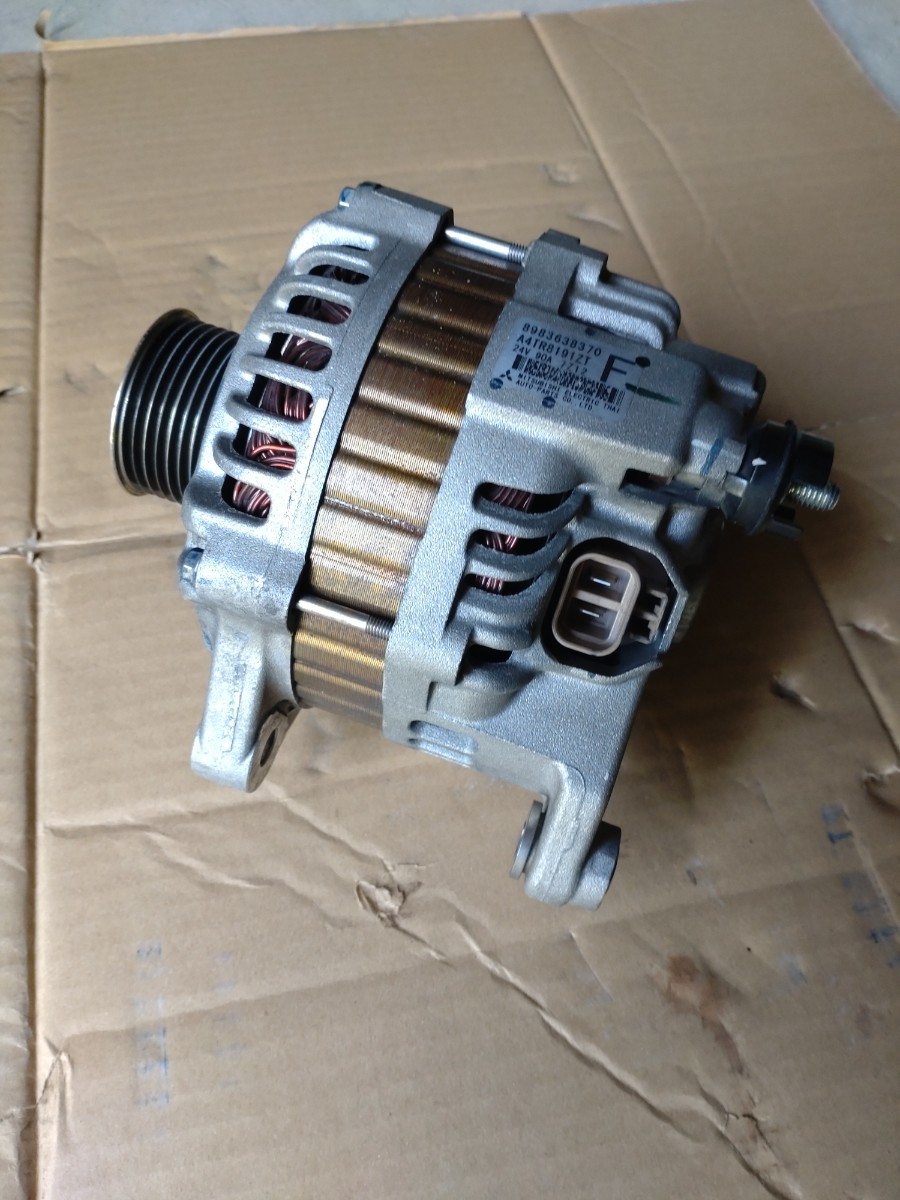 オルタネーター ダイナモ 三菱電機 24V90A いすゞ エルフ(トラック  