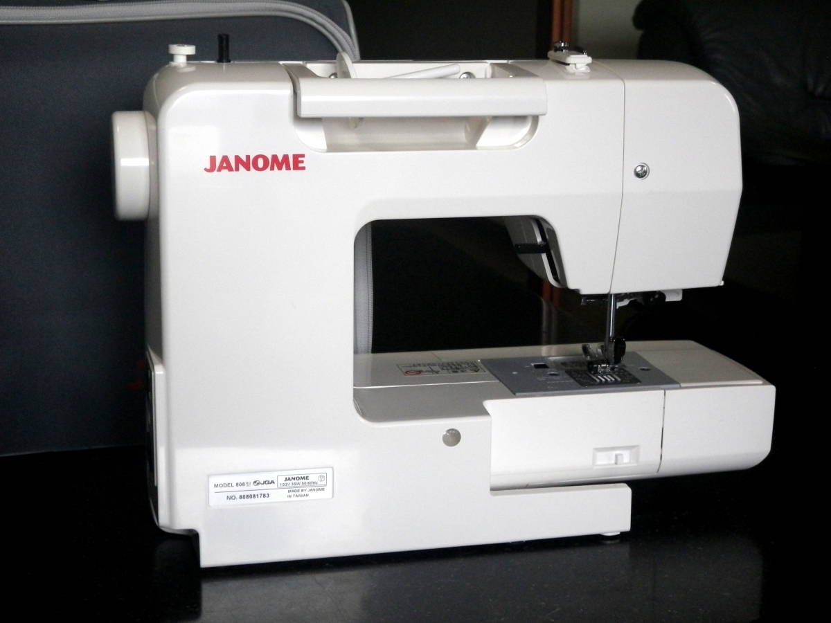 超美品！新同 ジャノメ JP310 コンピュータミシン 革 ジーンズ等 