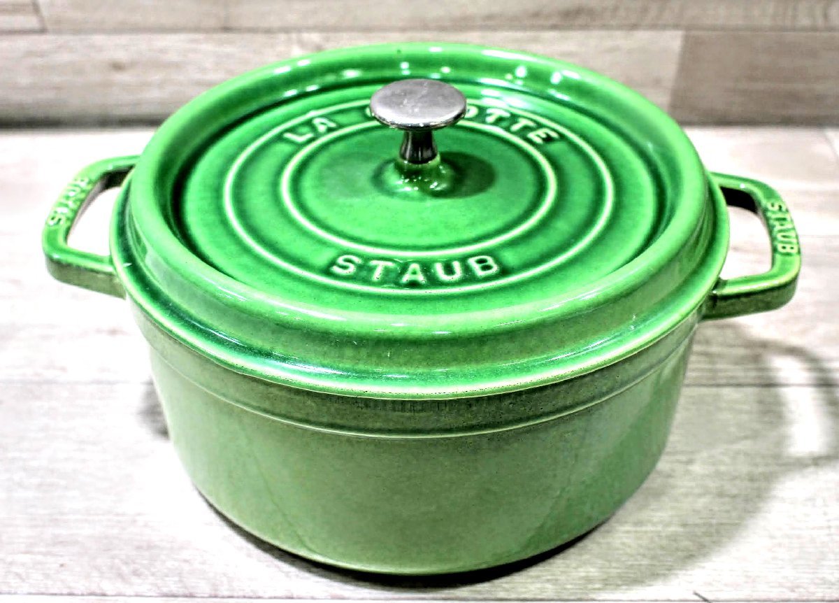 STAUB / ストウブ ココット/ラウンド/ホーロー 両手鍋 約：幅24cm高さ