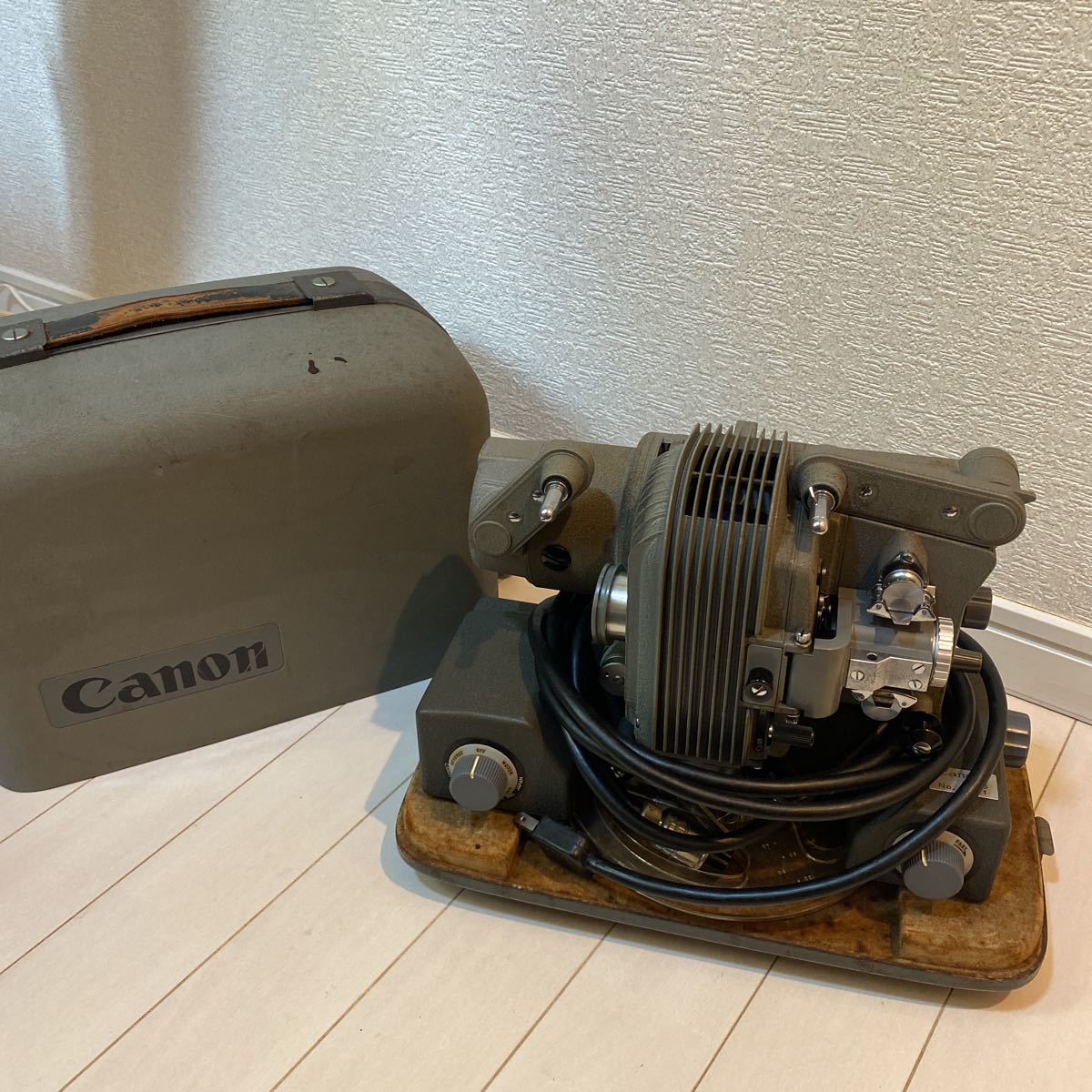 昭和レトロ Canon P-8 映写機 PROJECTOR 