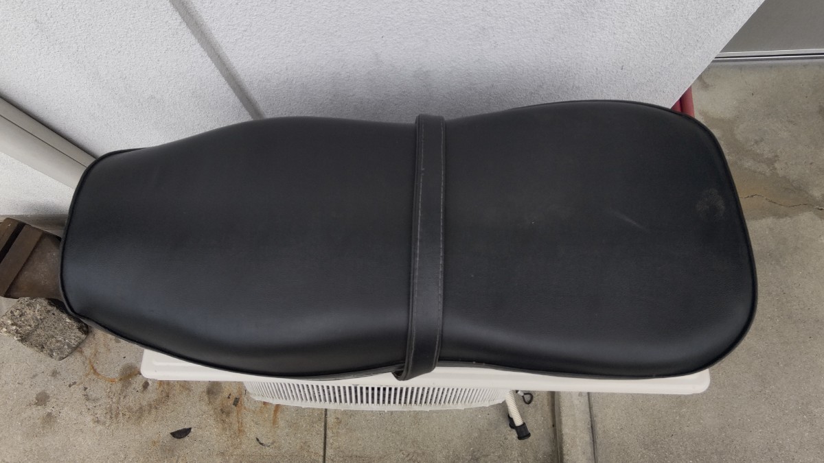 ホンダ HONDA 赤スポンジ 純正シート ドリーム C72 CB72 CB77 CL72 