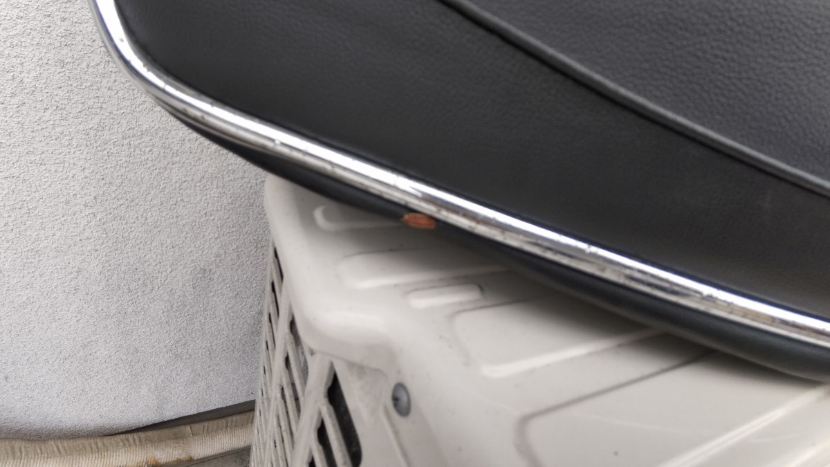 ホンダ HONDA 赤スポンジ 純正シート ドリーム C72 CB72 CB77 CL72 