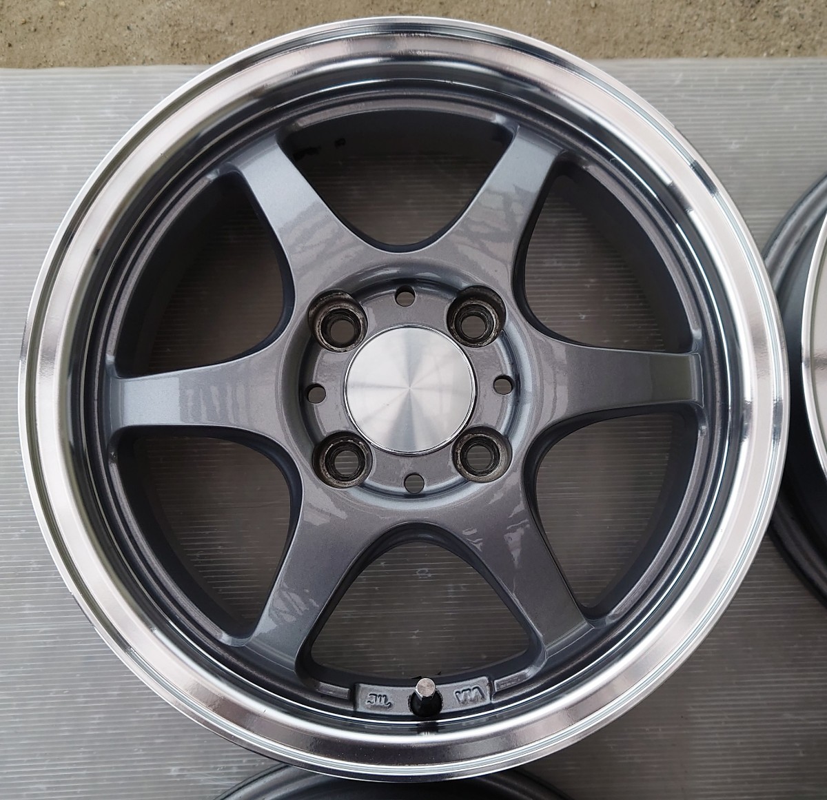 S-HOLD 14インチ 5J +42 4H 4穴 PCD100 BADX STOLZ シュトルツ 