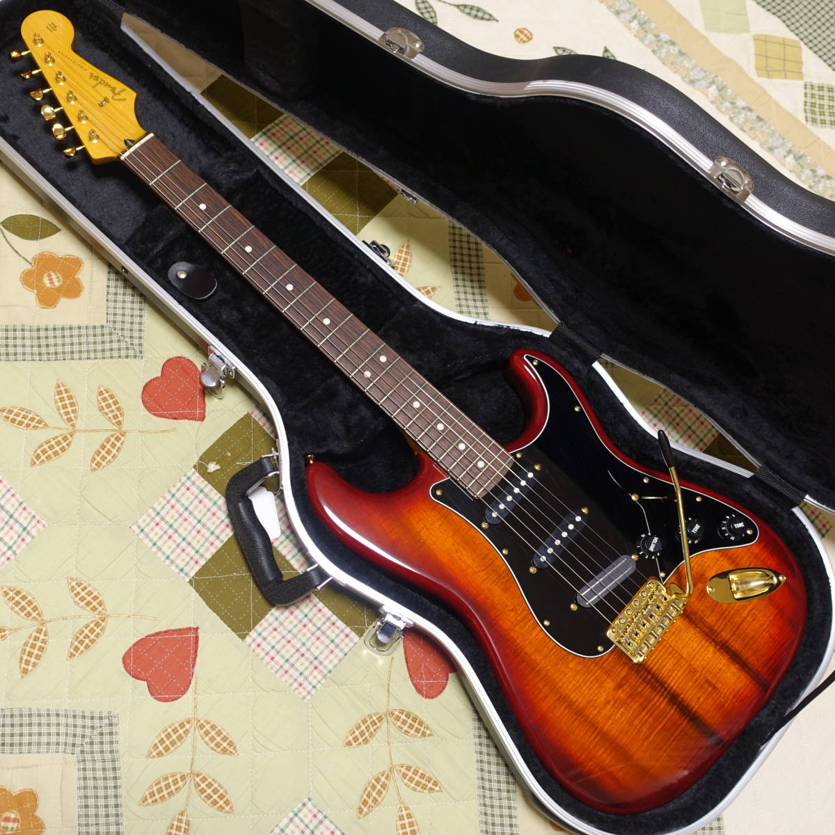 Fender Japan Limited Edition ST62G ASH KOA Stratocaster 限定