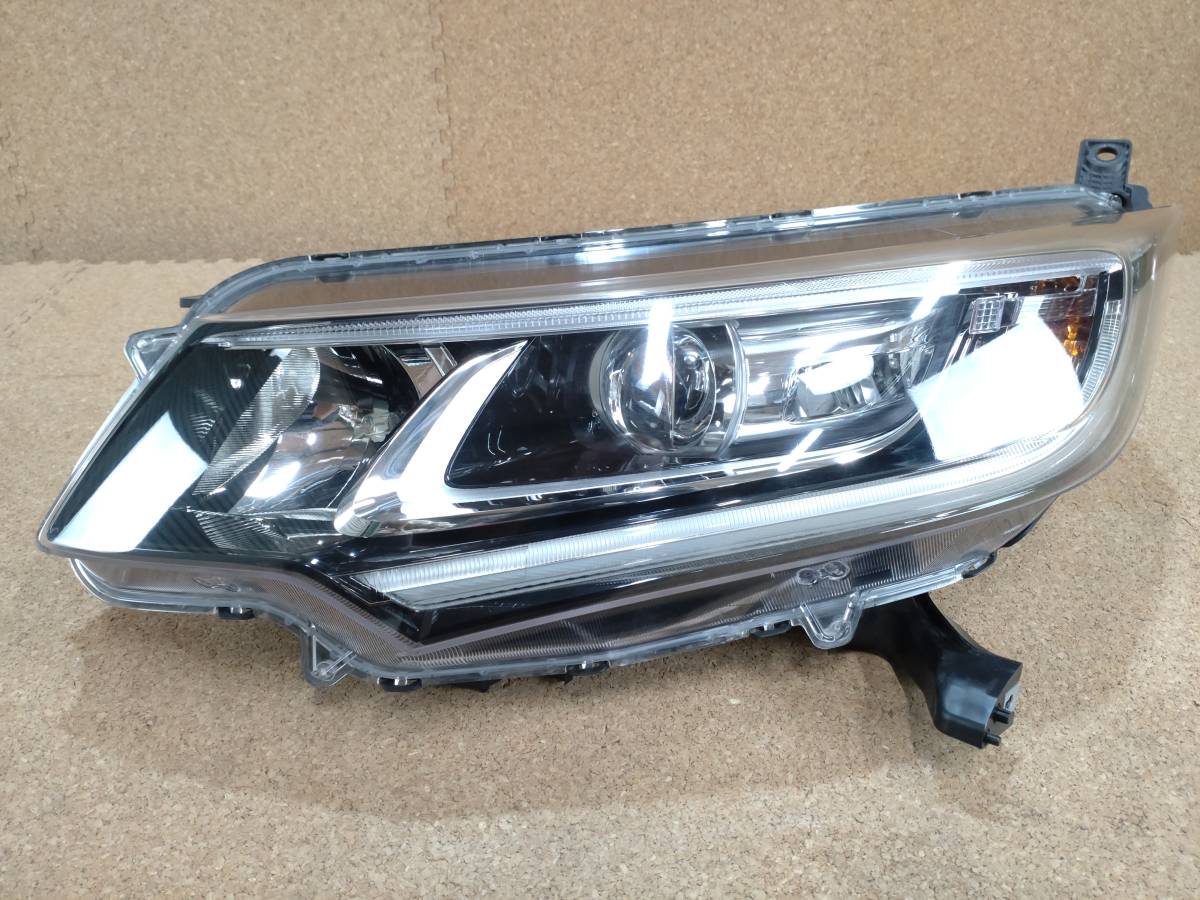ホンダ フリード GB5 GB6 左ヘッドライト LED STANLEY スタンレー