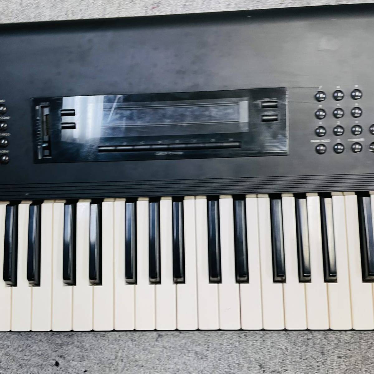 KORG M1 コルグ music work station シンセサイザー 61鍵盤