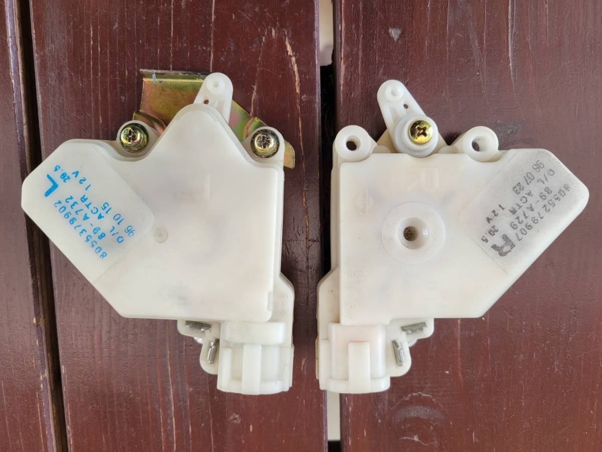 3点おまとめ S14 シルビア 後期 純正キーレス用 ドアロックアクチュエーター(パーツ