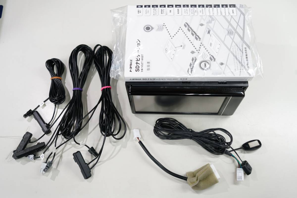 NSZT-W68T 地図SD欠品 トヨタ純正カーナビ 08605-00B50(トヨタ