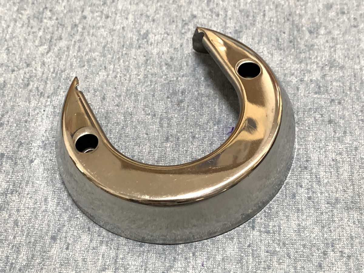 KAWASAKI（カワサキ） 純正 18110-1176 エキゾーストパイプカバー ②