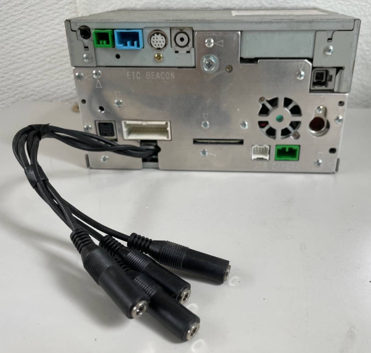 アゼスト MAX940HD HDDナビ バックカメラ 配線 ジャンク扱い(HDD