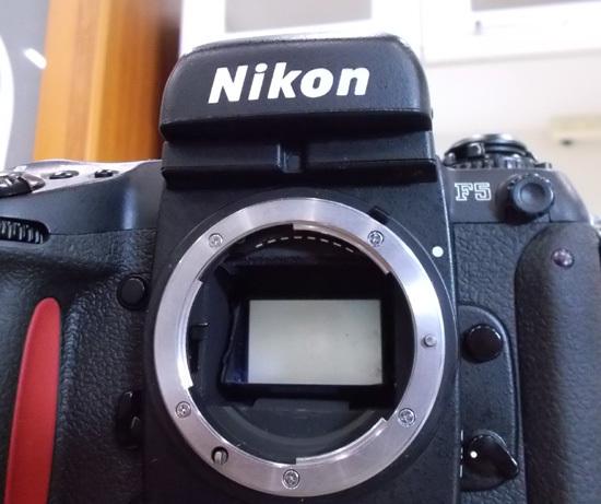 NIKON F5 ボディのみ フィルムカメラ 一眼レフ ニコン 札幌市東区 新 