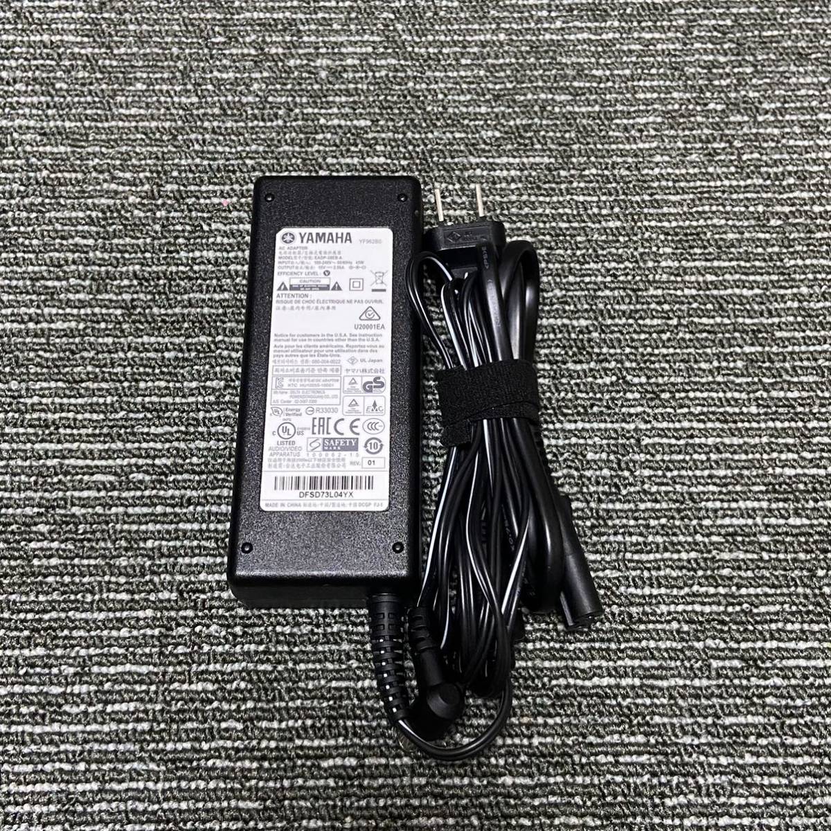 YAMAHA（ヤマハ）THR5 ギターアンプ 動作品 純正ACアダプター付(ヤマハ 