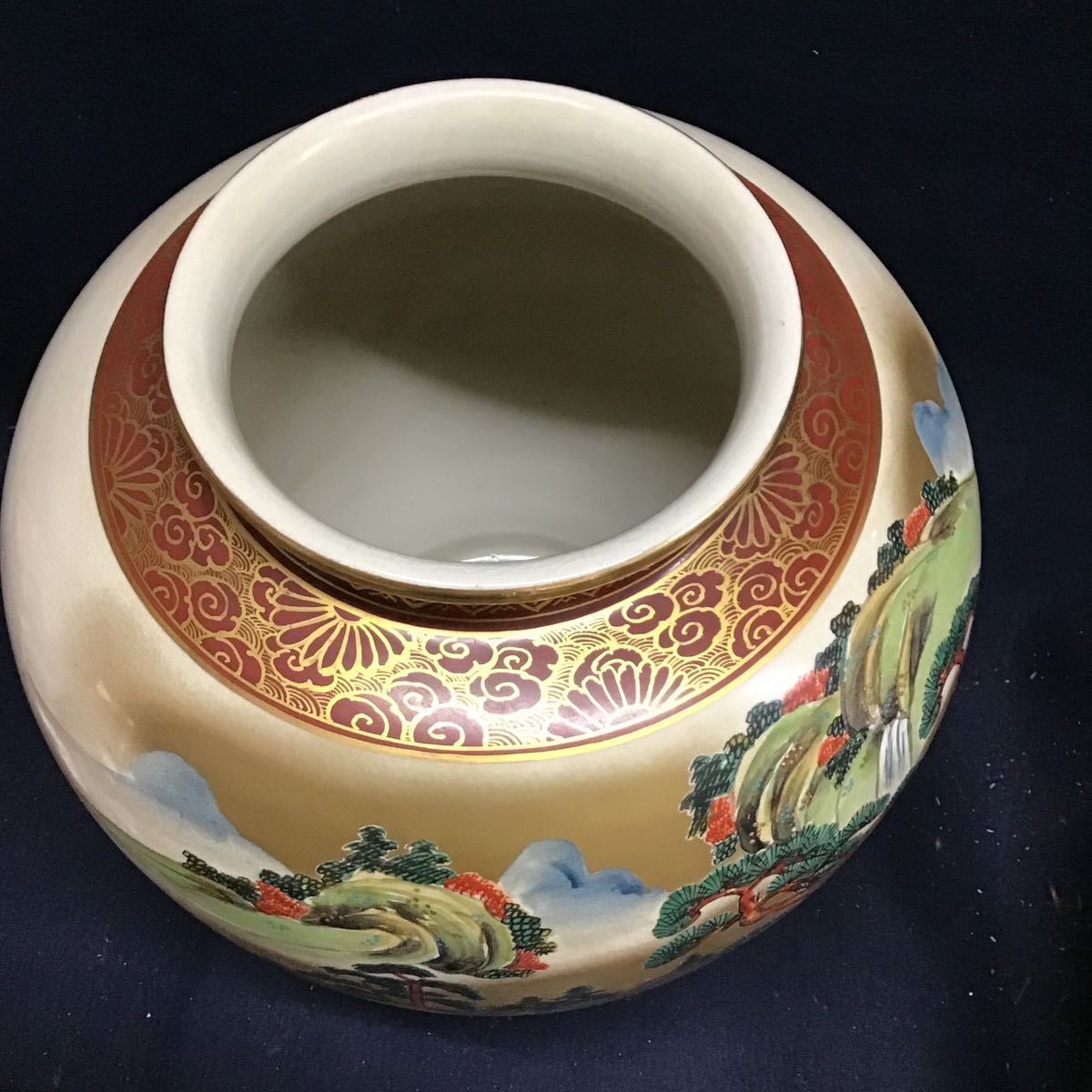 九谷焼 - メルカリ 高さ20.5cm 金彩色絵楼閣山水風景図壺 錦山窯 花器