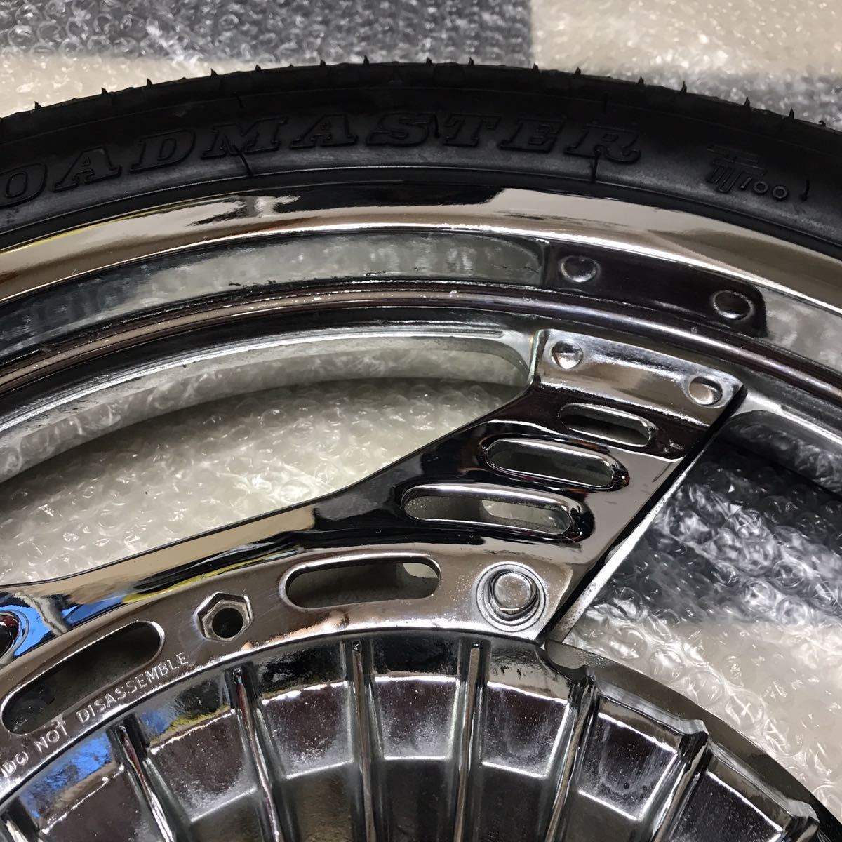 cbx400f　メッキ？ホイール　リア 大阪魔人 フルメッキ 製造年一致 TT100タイヤ付 CBX400F NC07 ホンダ