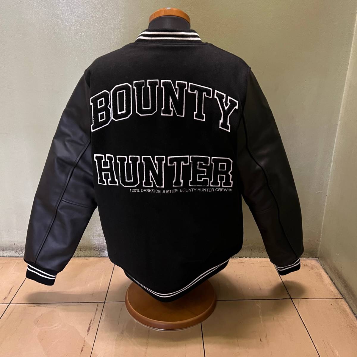 ☆新品・未使用品☆ BOUNTY HUNTER B×H COLLEGE Varsity Jkt 