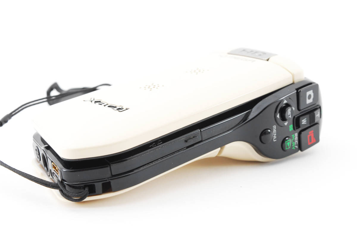 ☆極美品☆サンヨー SANYO Xacti DMX-CG10 ☆付属品充実☆#17280