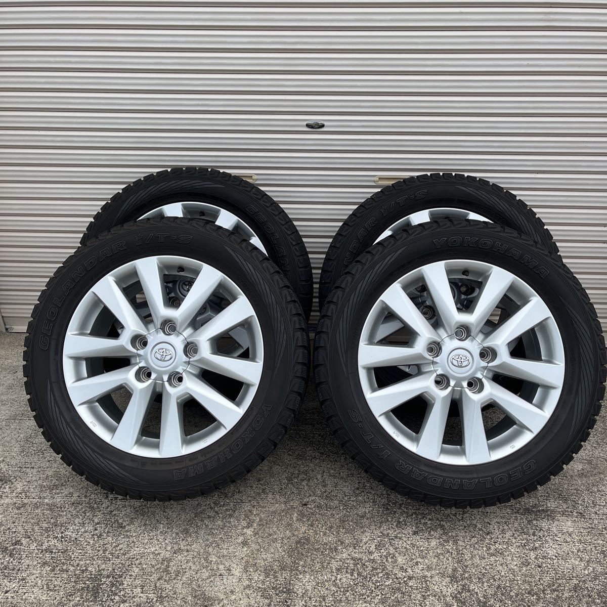 ☆B-0429 FUEL OFFROAD D515 PUMP20インチアルミ 20×9J+14 114.3-5h 