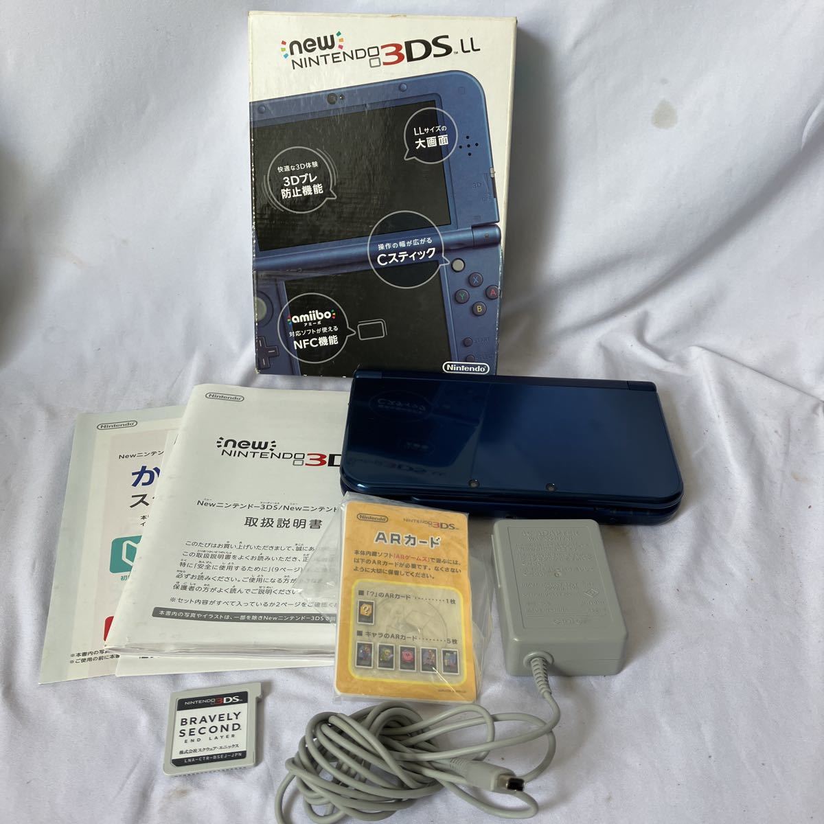 ▽【1円スタート】Newニンテンドー3DS LL メタリックブルー RED-001 充電器 付き 箱付き ソフト付き