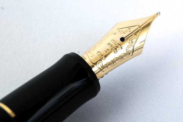 PILOT パイロット CUSTOM カスタム 74 ペン先 14K 585 PILOT パイロット 万年筆 CUSTOM カスタム 74 ペン先 14K-585 刻印 M