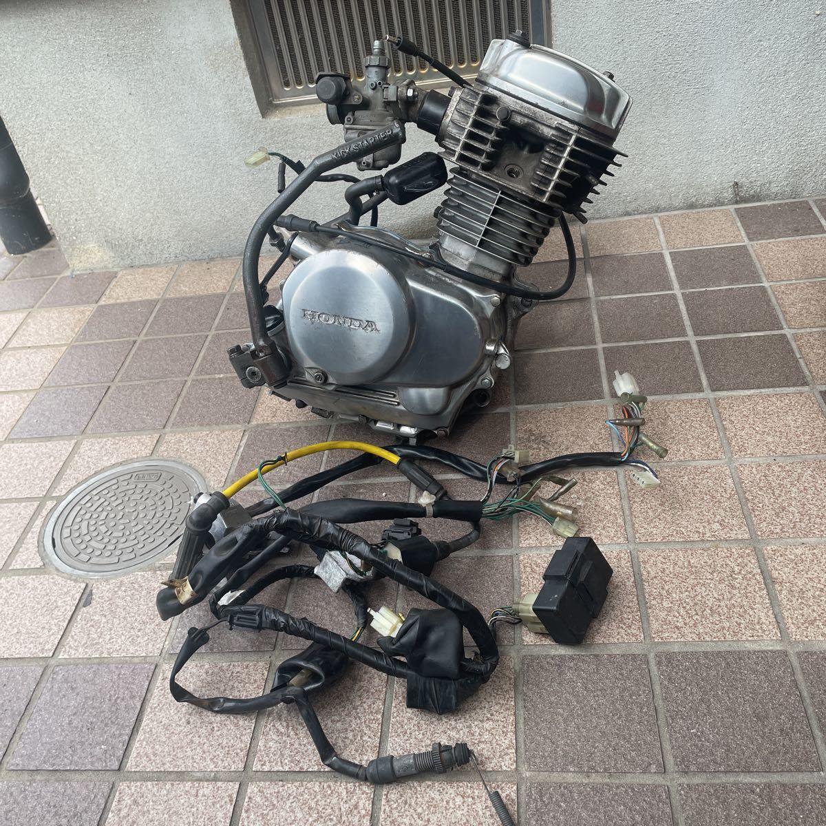 本物保証，SALE エイプ 100 エンジン ハーネス付き オーバーホール済み NSF100用シリンダーとピストン クランクシャフト等 ベアリング類 交換済み(エンジン本体)｜売買されたオークション情報、yahooの商品情 ホンダ用