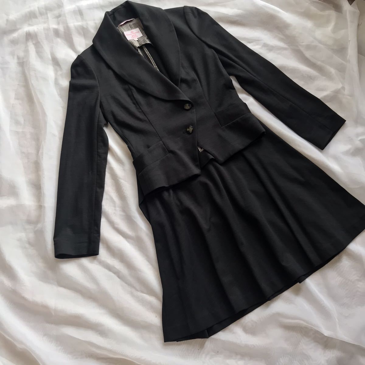 【1円〜】【良品】Vivienne Westwood レッドレーベル ラブジャケット セットアップ スカートスーツ レーヨン 黒 1スタ