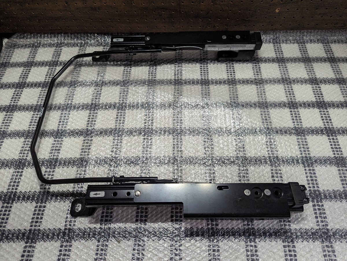 2026年最新Yahoo!オークション -bmwレカロシートレールの中古品 E90 