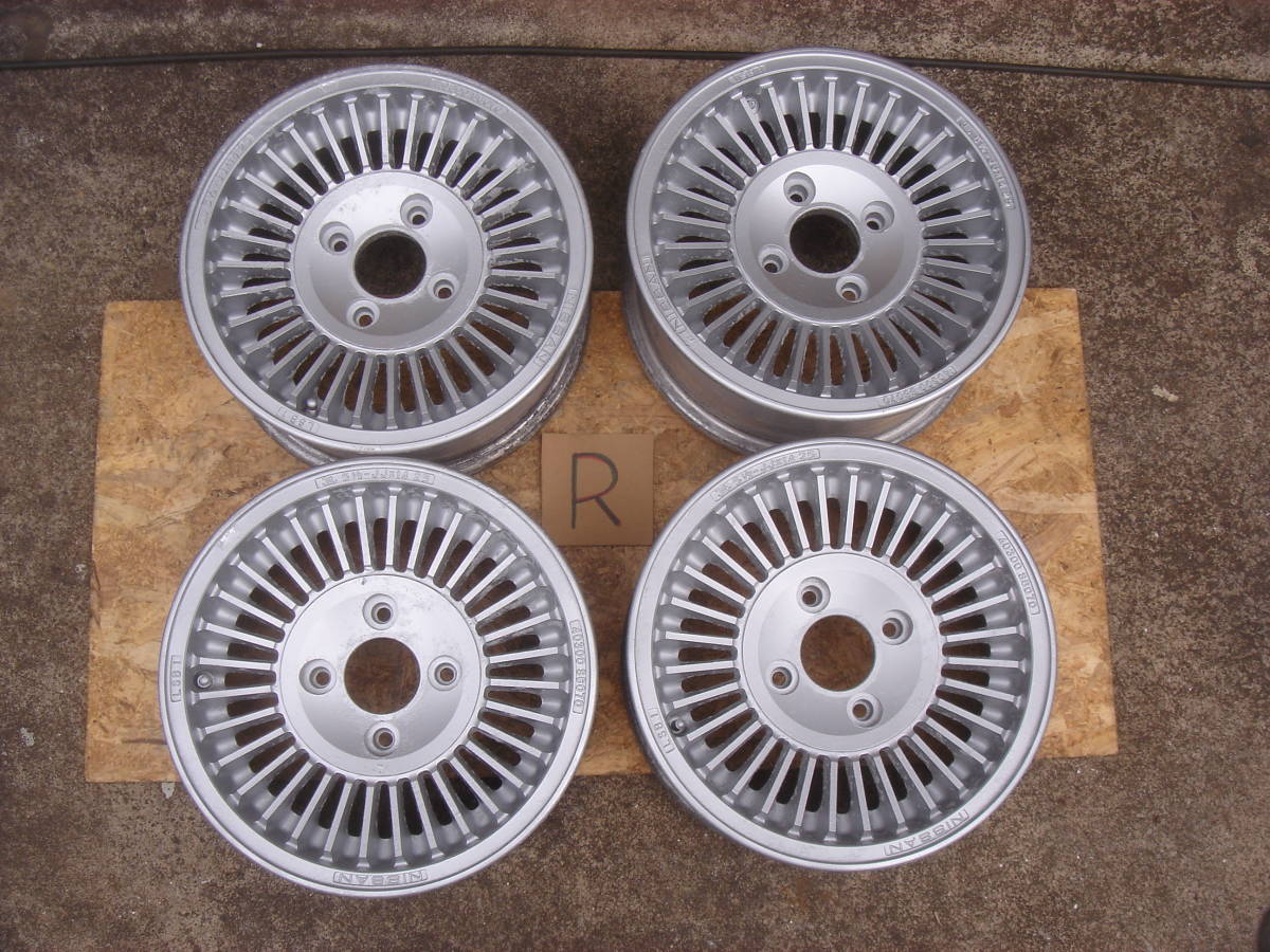  スカイライン ジャパン後期 純正ホイール １４Ｘ５.５Ｊ ４穴 ＰＣＤ１１４.３ オフセット約＋２５ ４本セット(純正品)｜売買されたオークション情報、yahooの商品情報をアーカイブ公開 - オ 4穴