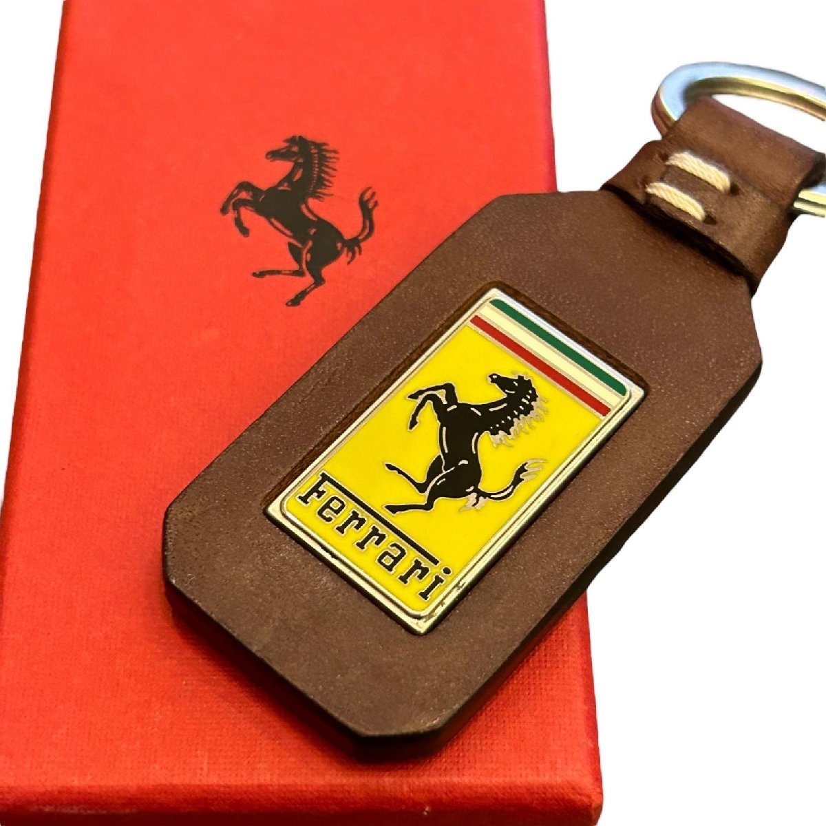 フェラーリ キーホルダー レザー ブラウン系