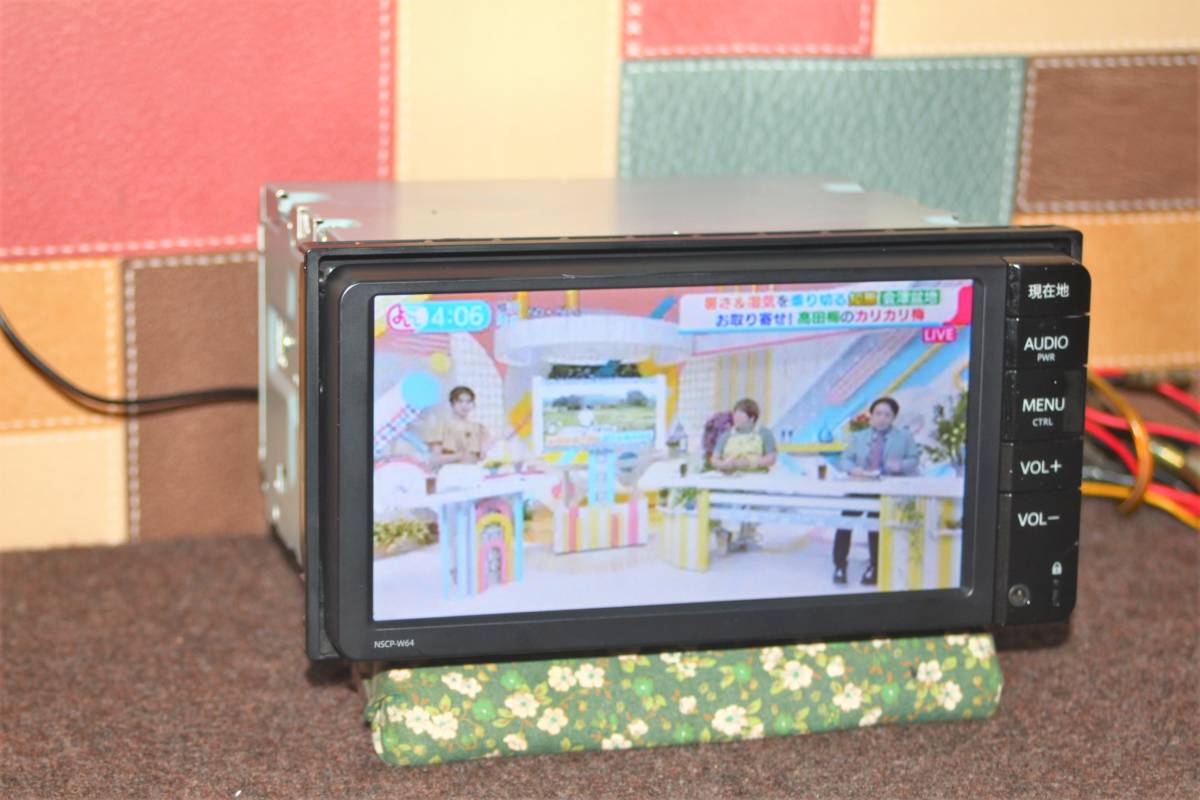 Bluetoothオーディオ＆ハンズフリー対応★トヨタ純正 ワイドSDナビ NSCP-W64 ワンセグTV内蔵 フィルム新品付★動作良好