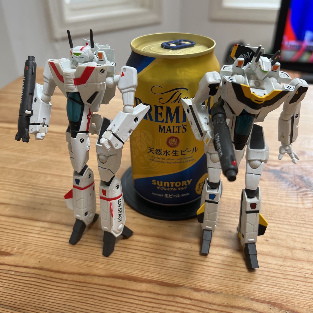 ジャンク品 リボルテックヤマグチ 三段変形バルキリーVF-1J&VF-1S 超 