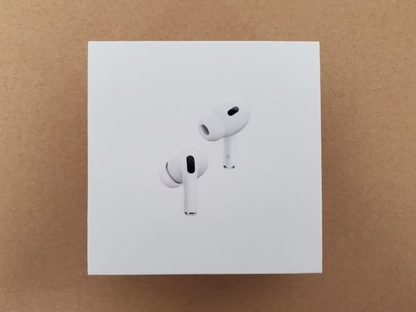 Apple AirPods Pro - Generation | 2nd Case 1st Replacement Wireless