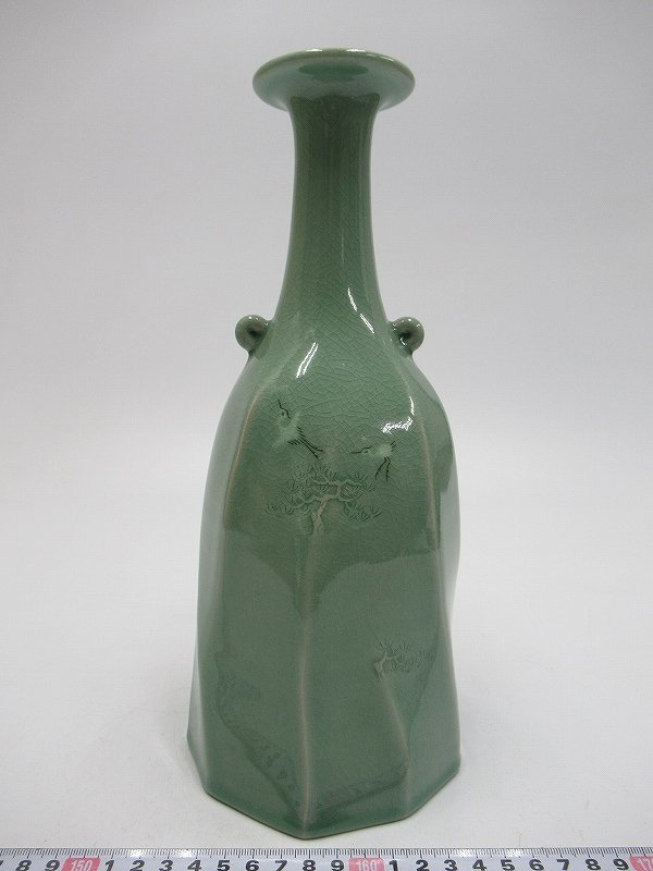 青磁象嵌菊花牡丹雲鶴紋瓜形瓶 D2594 申相浩 象嵌 青磁 翔鶴