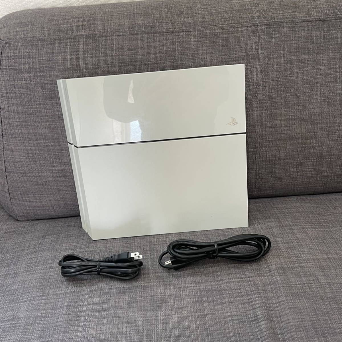 PS4本体 プレイステーション4 cuh1100A プレステ4 完動品　初期型
