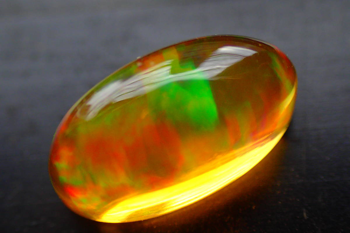 メキシコ産の天然ファイアーオパール 3.85ct 【公式通販】