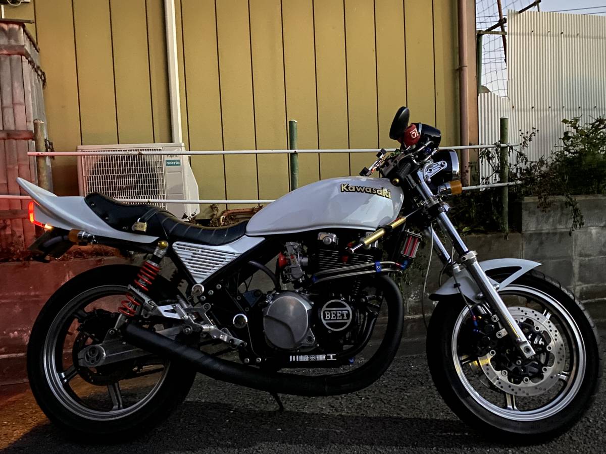 カワサキ ゼファー400 カワサキ | ゼファー400 C1 初期型 1989～95年式