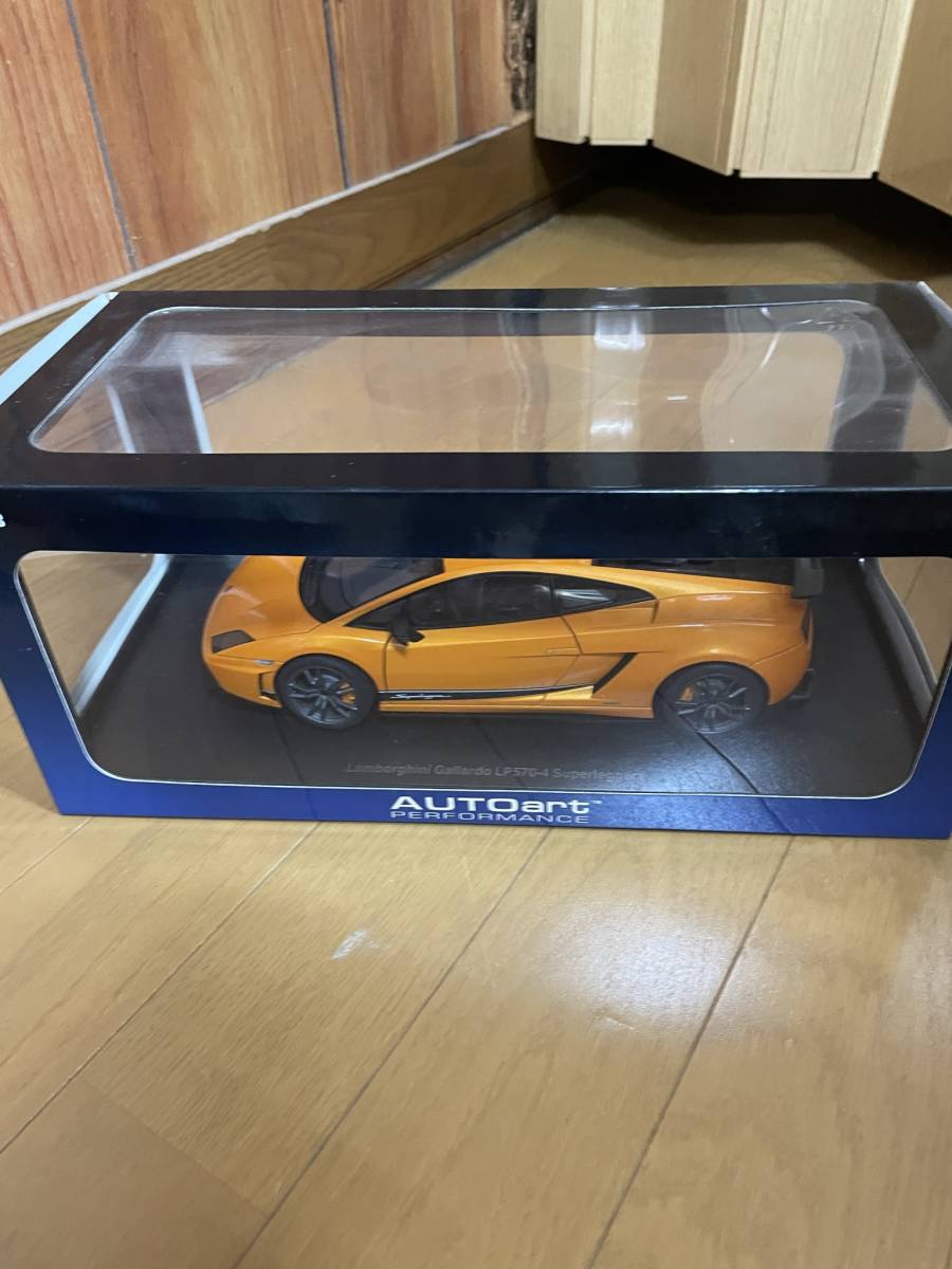 1/18 1：18 Aa オートアート ランボルギーニ ガヤルド LP570-4